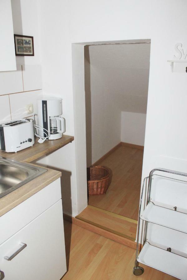 Haus Zum Kleinen Helm Lejlighed Erfurt Eksteriør billede